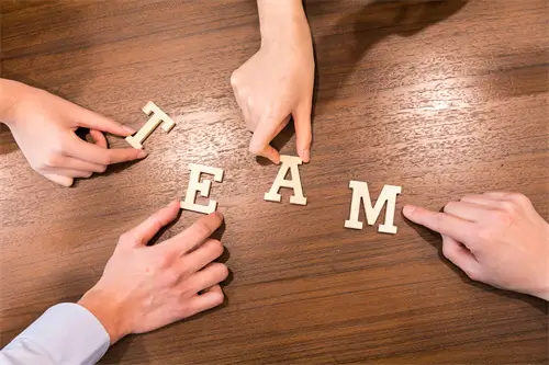 情侣旅游结婚文案简短